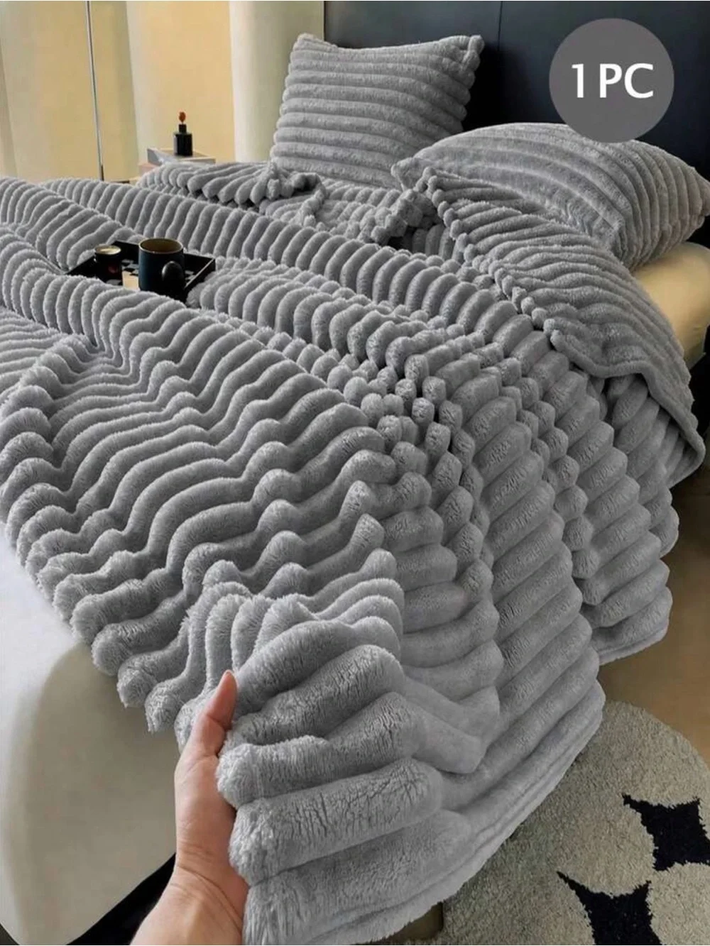 Plush Ribbed Throw Blanket in Light Gray - Premium Comfort